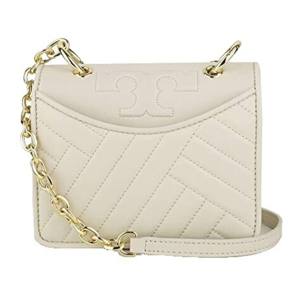 Tory Burch Fleming Cream Quilted Shoulder Bag with Gold Chain - Picture 1 of 3